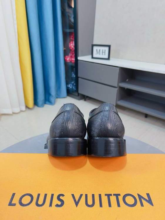 Picture of Louis Vuitton Shoes _SKULVsz38-44mnf075814471